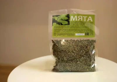 Мята сушёная — ароматная трава для чая, настоев и домашних средств для нервной системы и пищеварения.